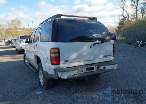 2004 Chevrolet Tahoe Z71 из США, поврежденный, VIN 1GNEK13T54R102754